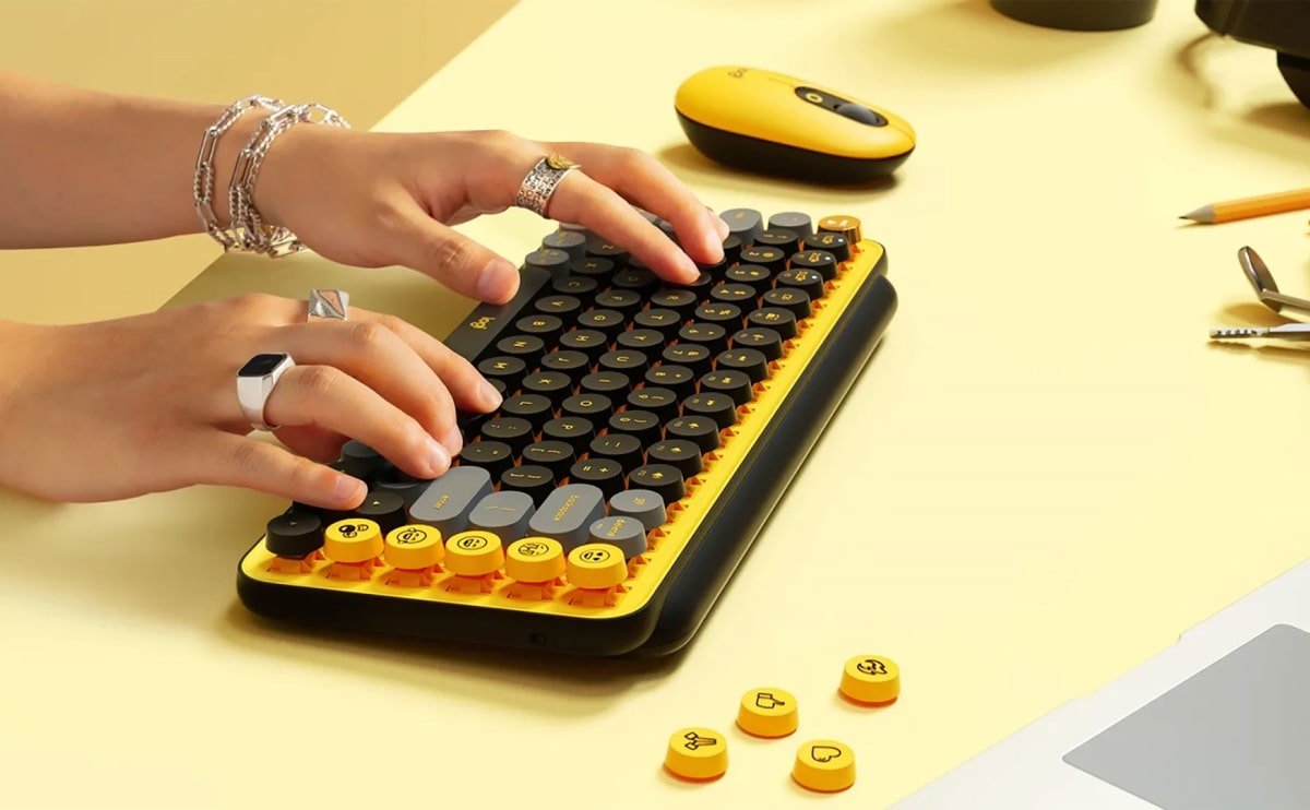 TECLADO MICRONICS 4EN1